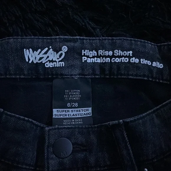 Mossimo High rise black jean shorts size 6 - Picture 5 of 6